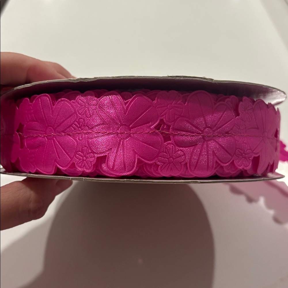 Kirkland Signature Floral Wire Edged Ribbon… 1.5 Inch by 50 Yards… NWT